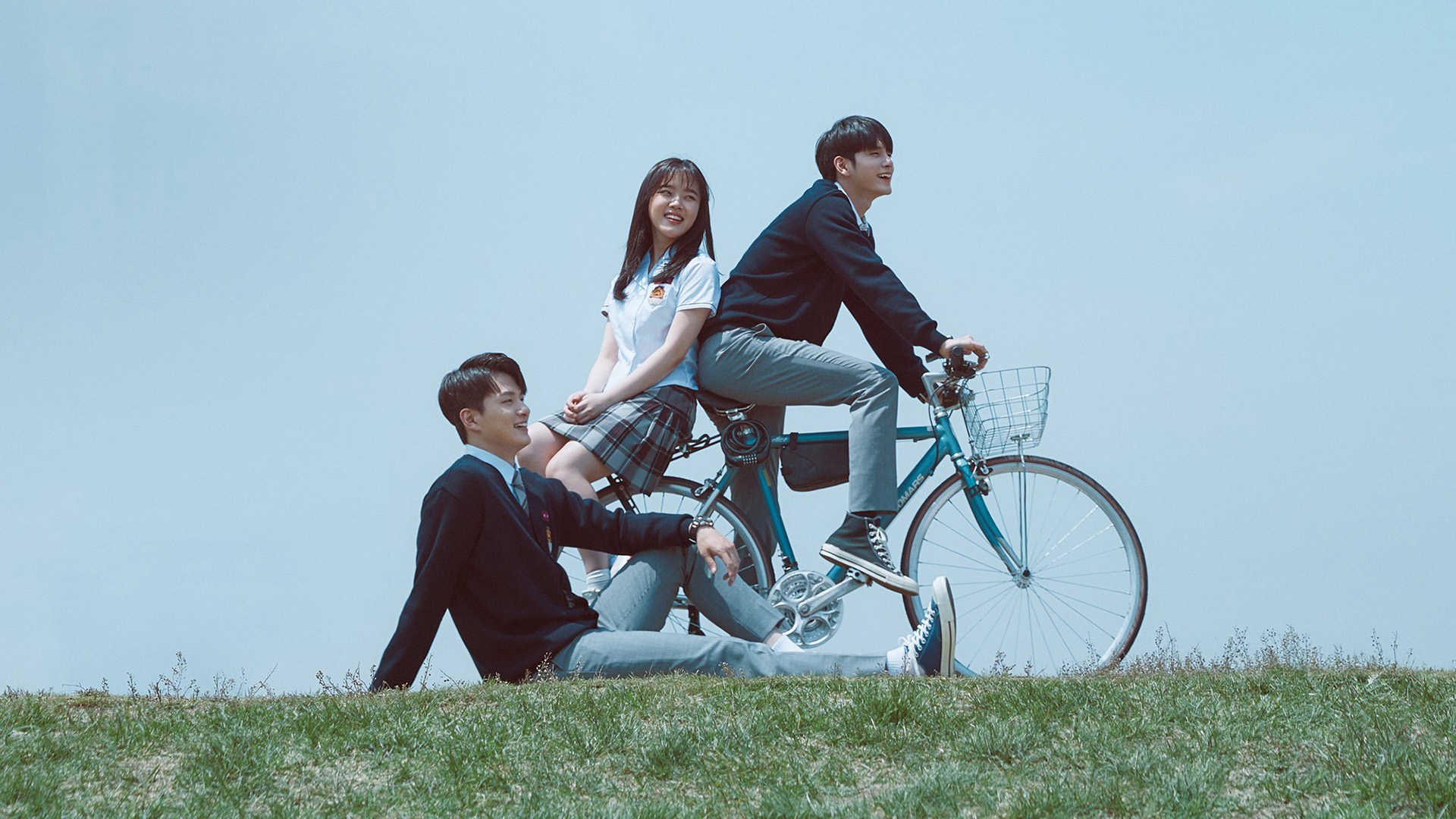 دانلود سریال کره ای Moment at Eighteen