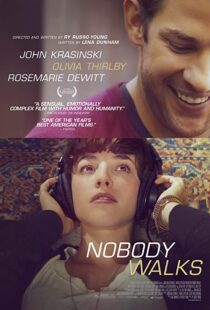 دانلود فیلم Nobody Walks 2012102829-1081183181