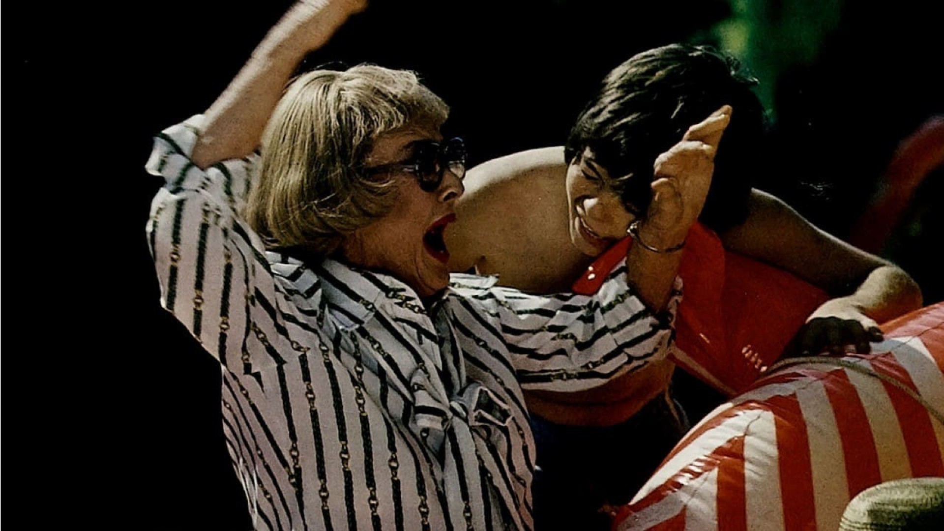 دانلود فیلم Burnt Offerings 1976