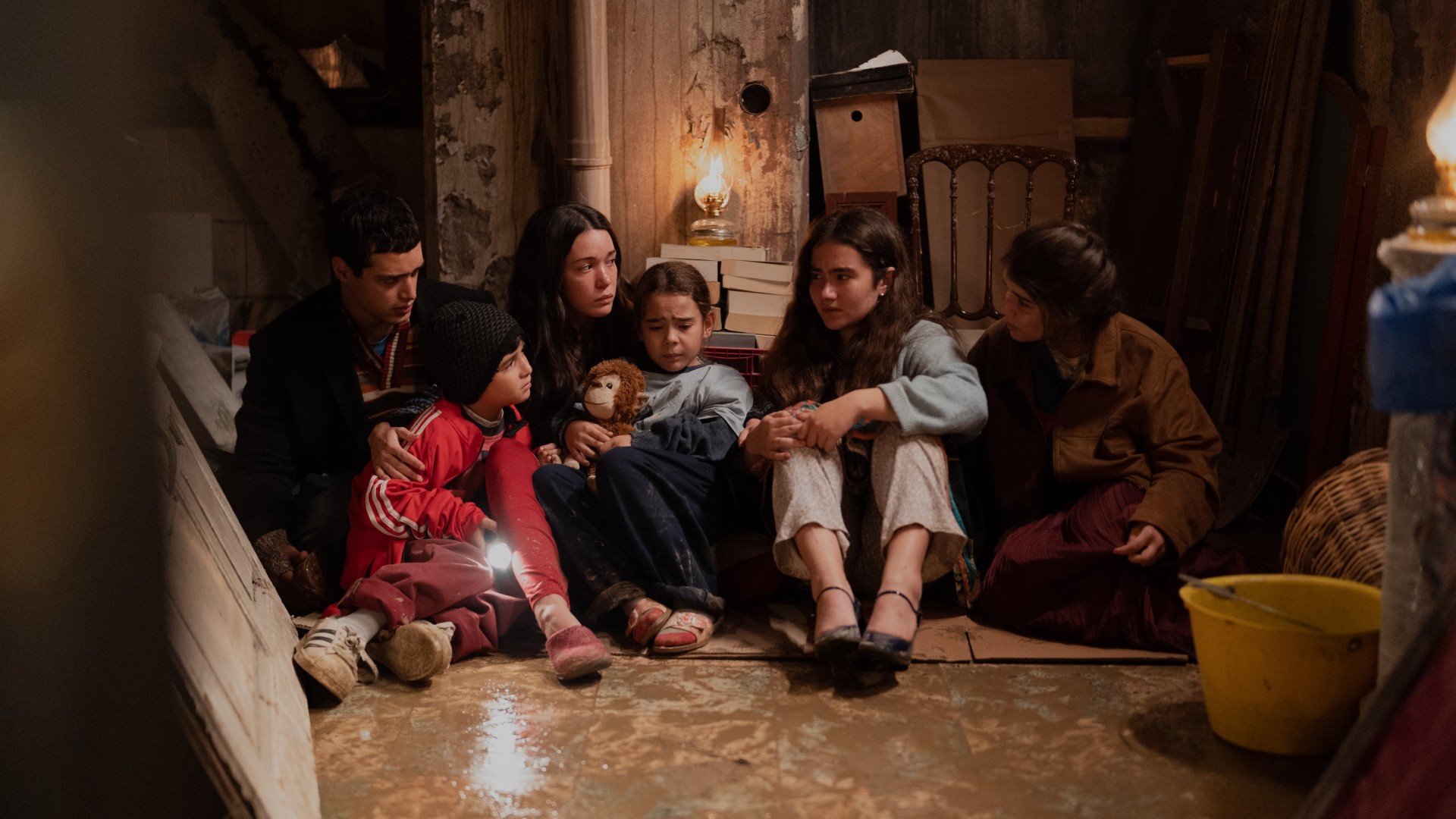 دانلود سریال Sahipsizler