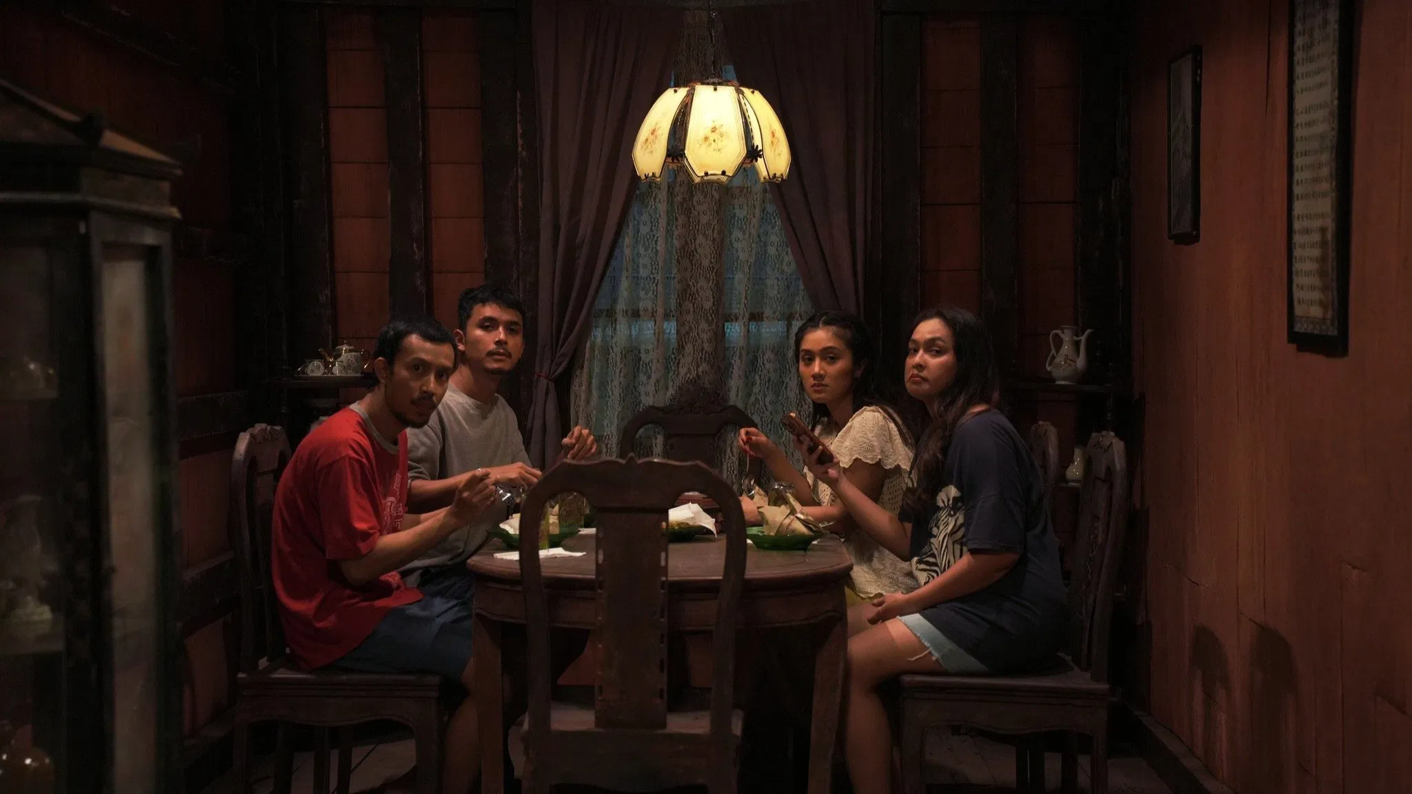 دانلود فیلم The Butterfly House 2025