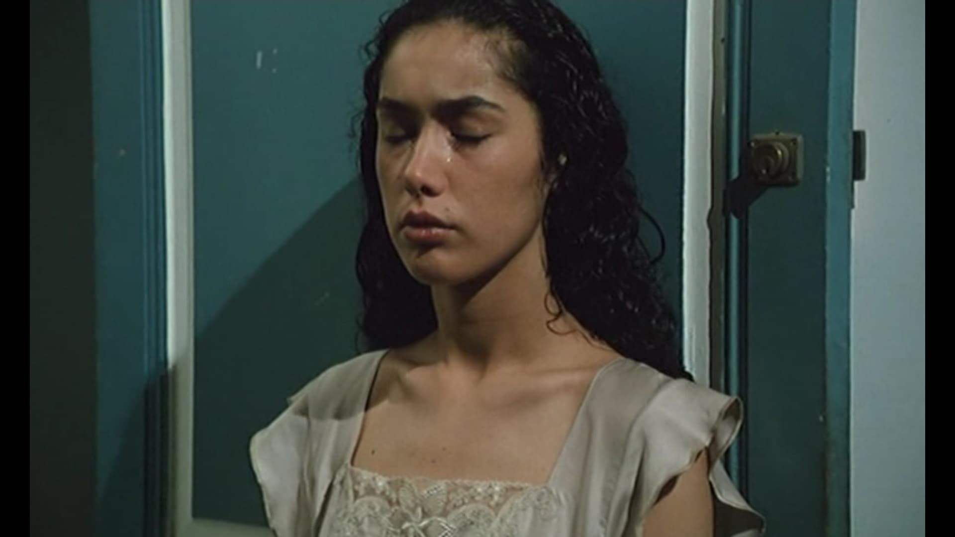 دانلود فیلم The Silences of the Palace 1994