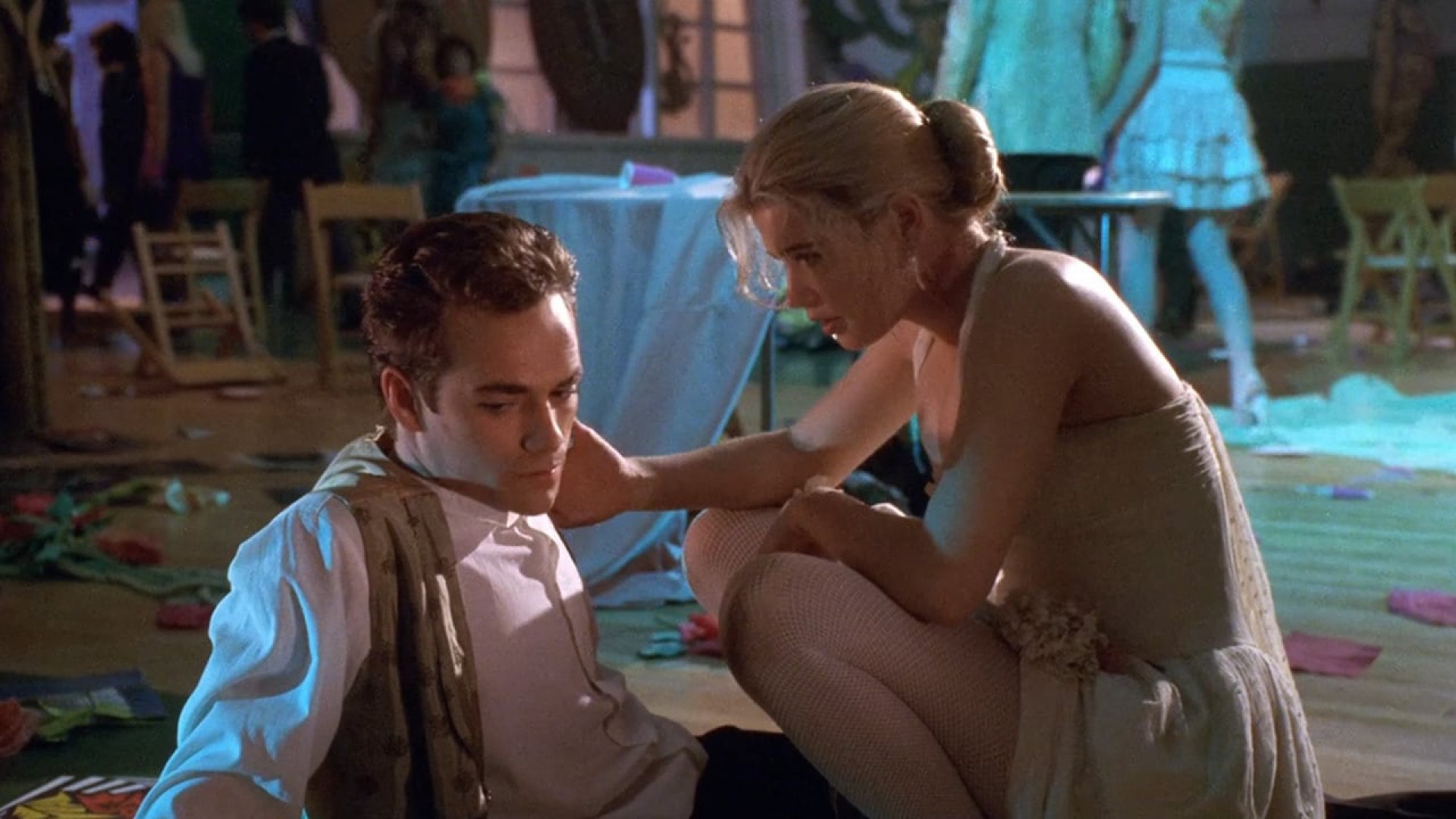 دانلود فیلم Buffy the Vampire Slayer 1992