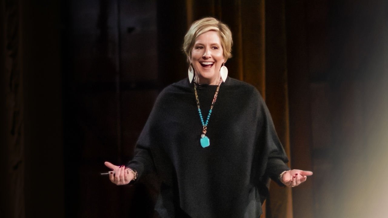 دانلود استندآپ کمدی Brené Brown: The Call to Courage 2019