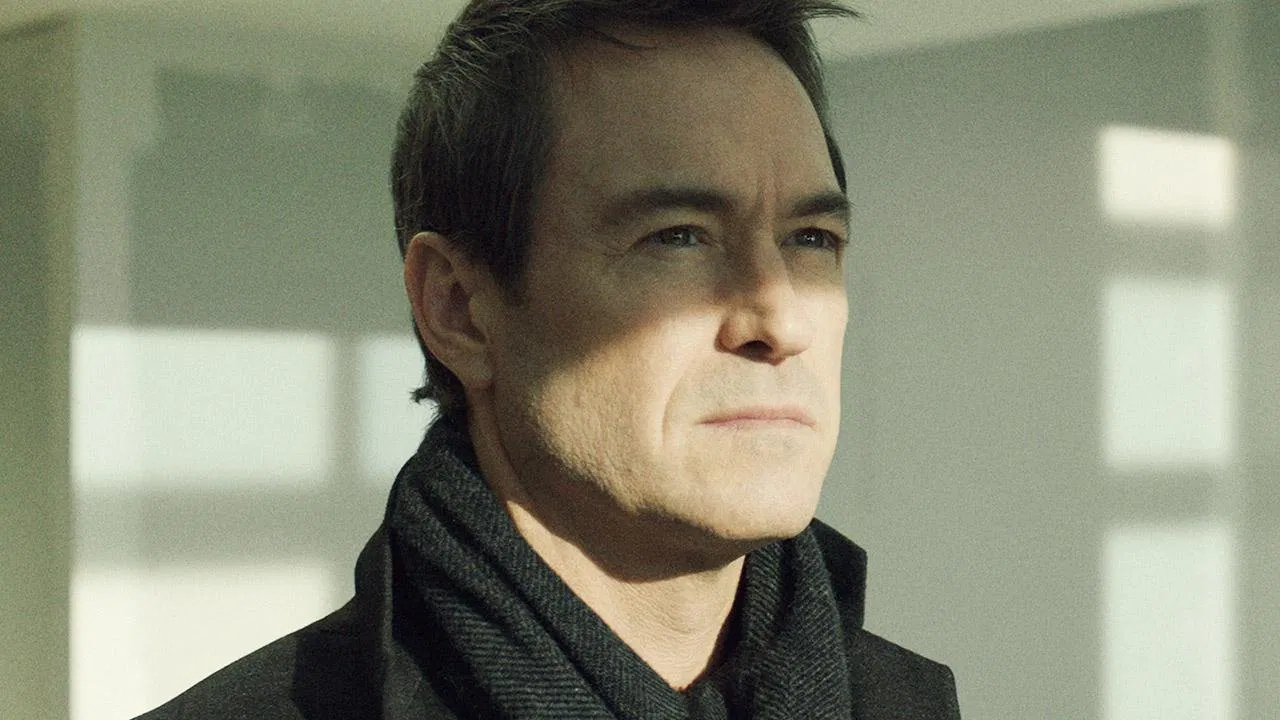 دانلود فیلم The Acrobat 2019