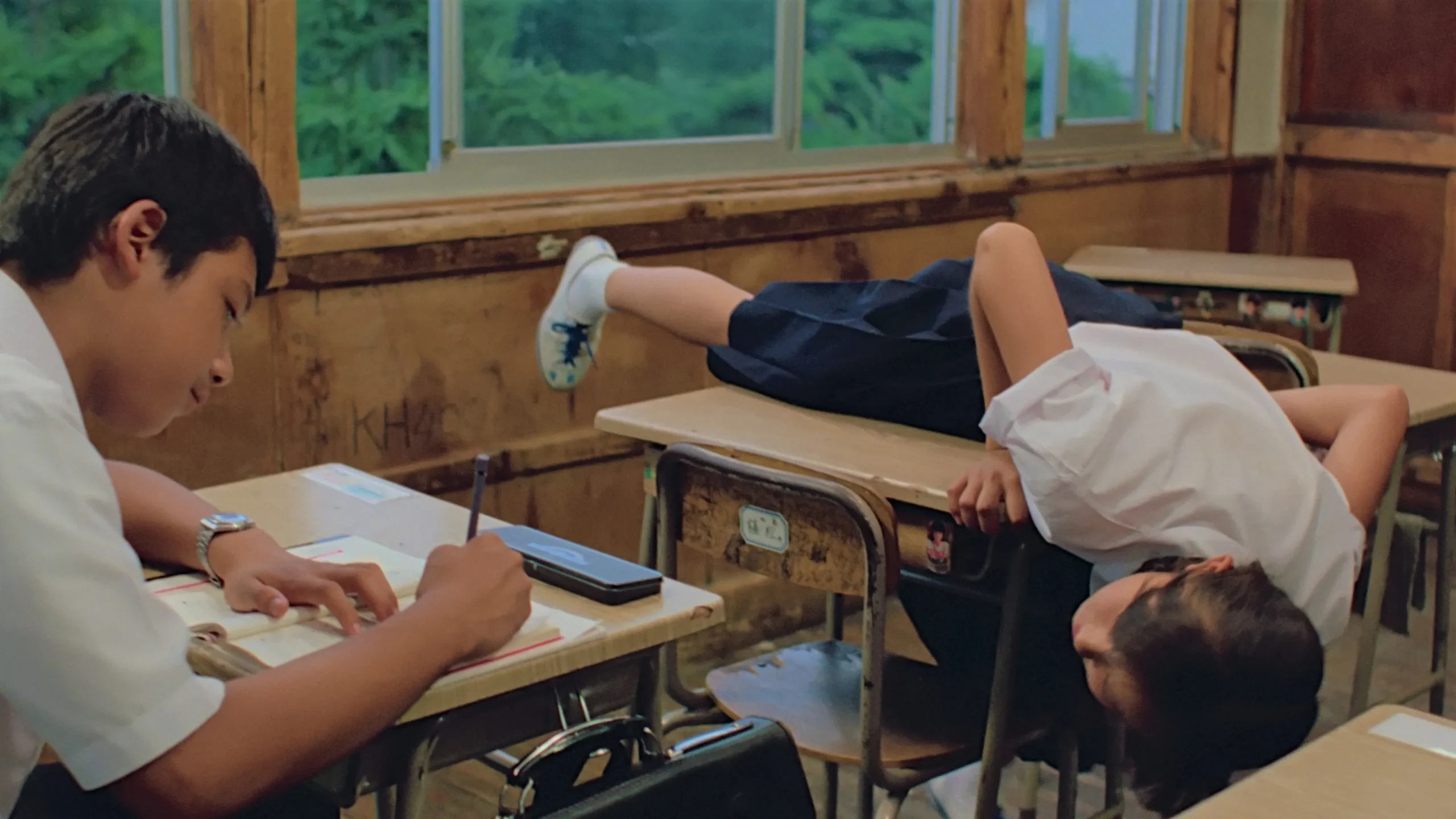 دانلود فیلم Typhoon Club 1985