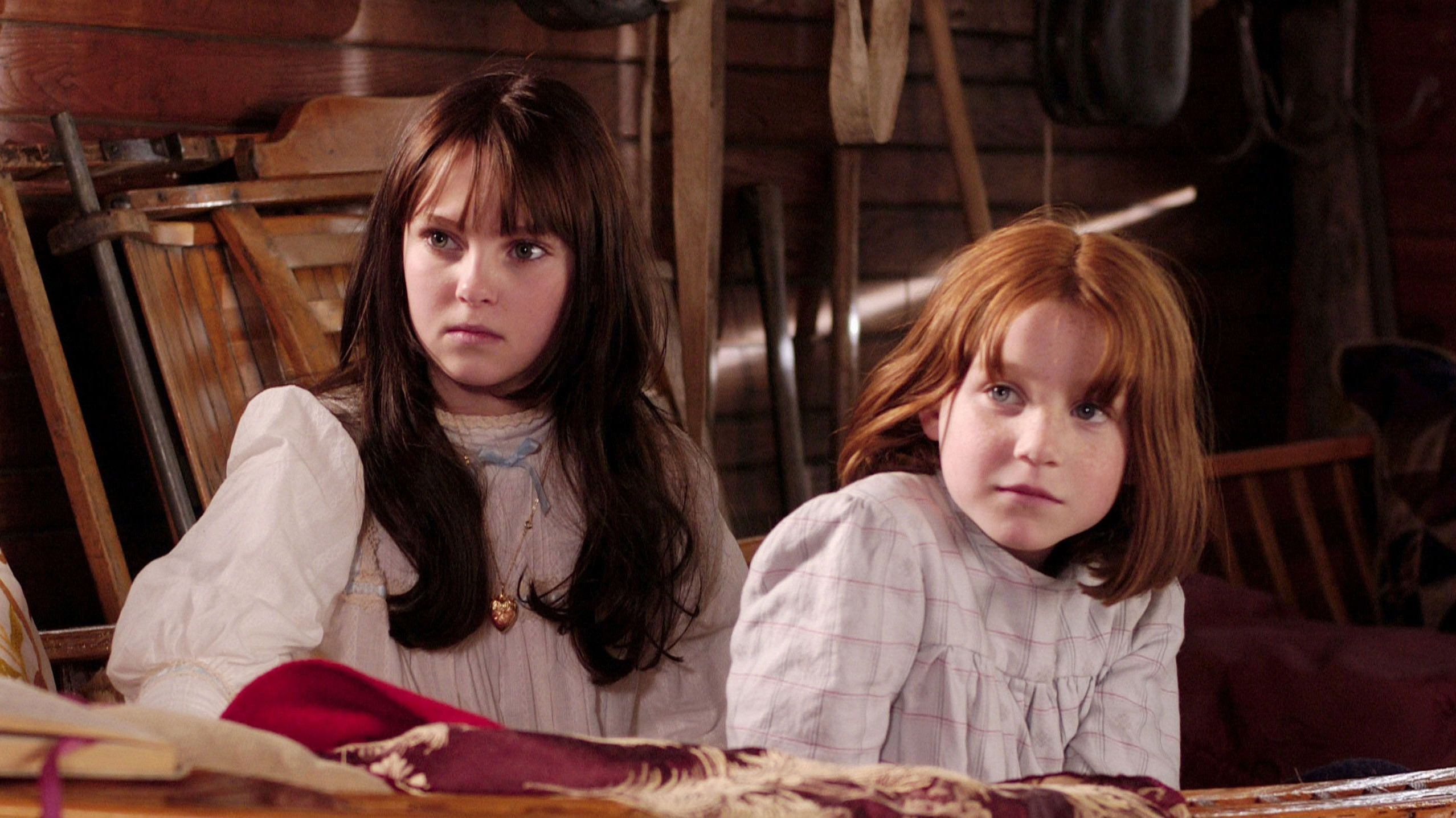 دانلود فیلم Samantha: An American Girl Holiday 2004