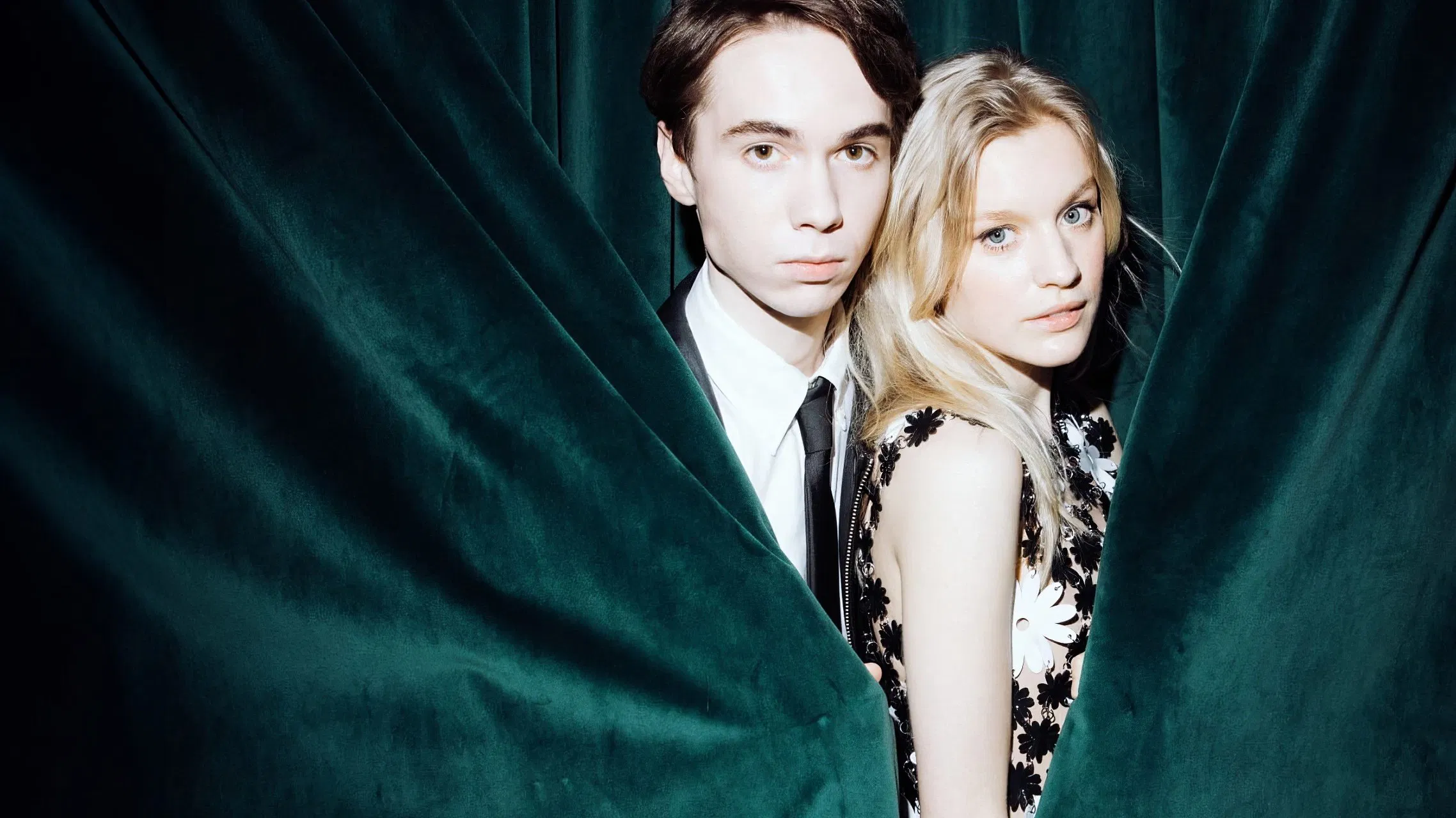 دانلود سریال Happy End