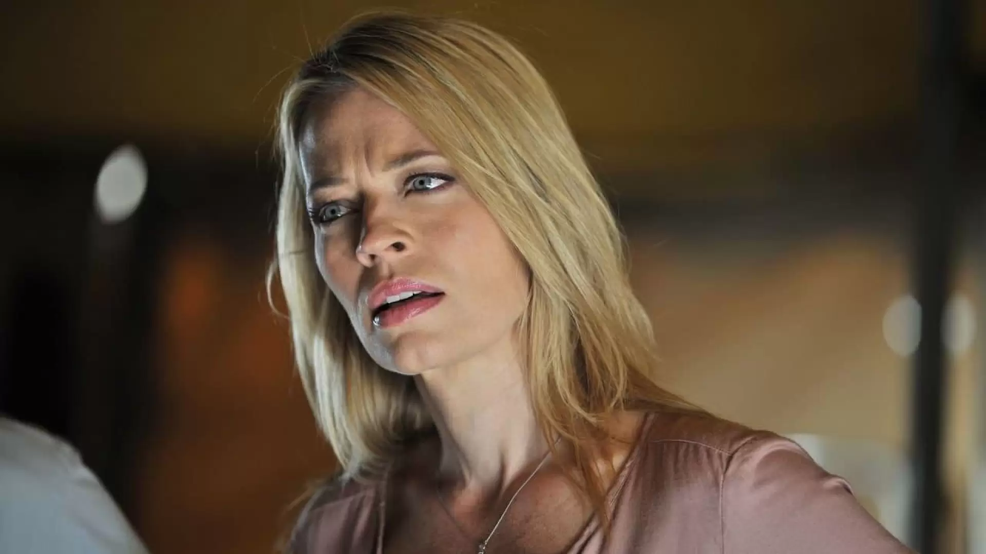 دانلود فیلم Against the Wild 2: Survive the Serengeti 2016