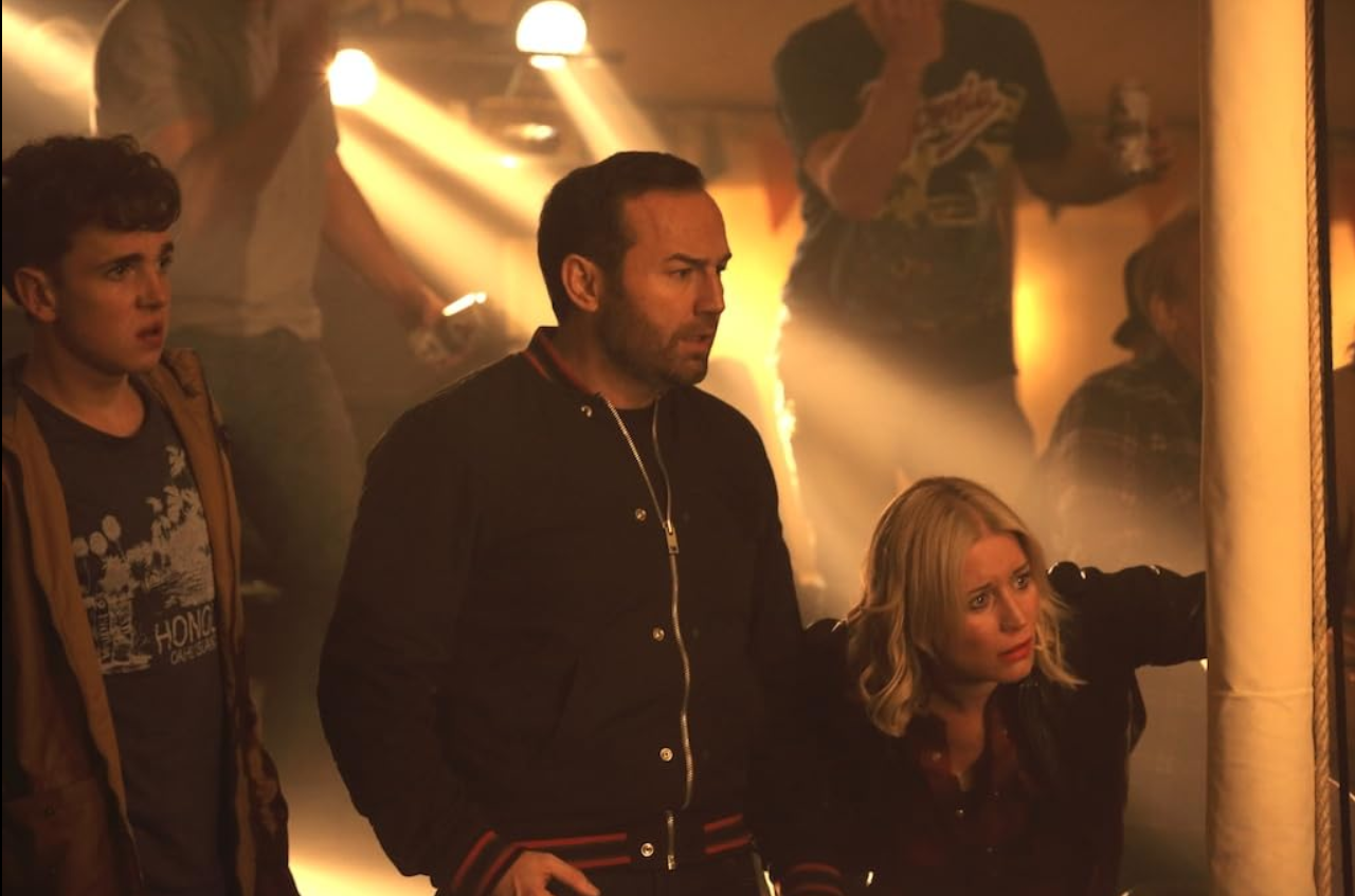 دانلود فیلم Gloves Off 2017