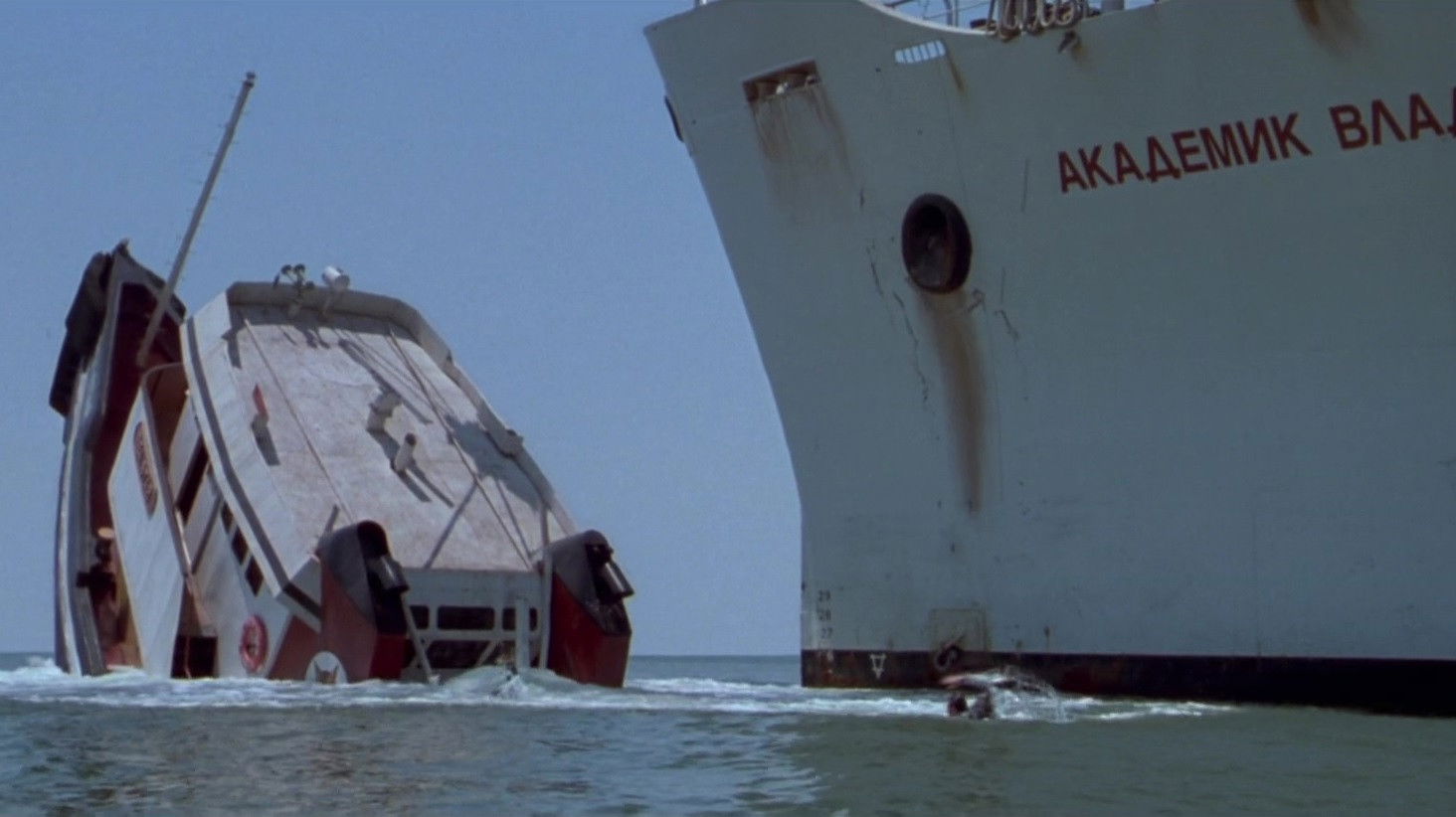 دانلود فیلم Virus 1999